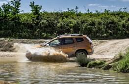 Dacia Duster, offroad 1